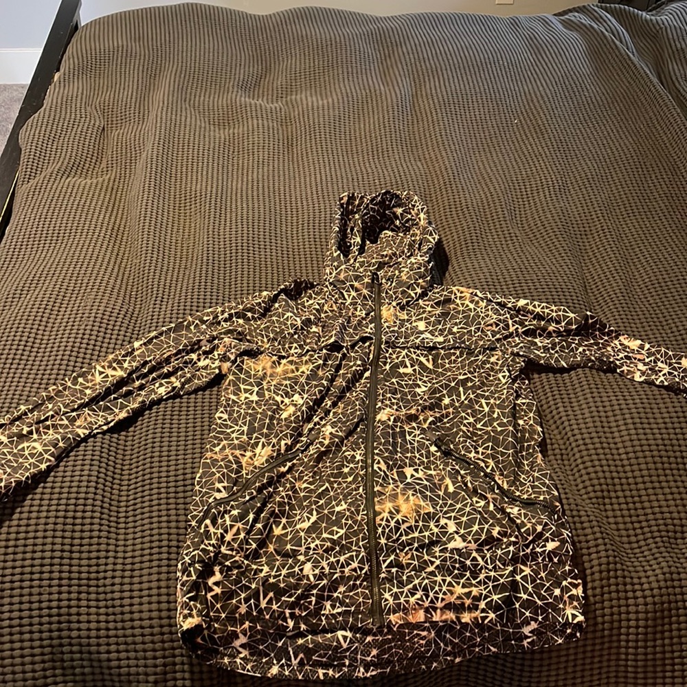 LuLu Lemon Jacket Size 8